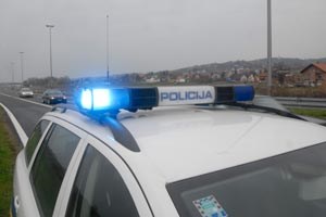 Slika PU_OB///MUP-ILUSTRACIJE-NOVA GALERIJA/policija03.jpg